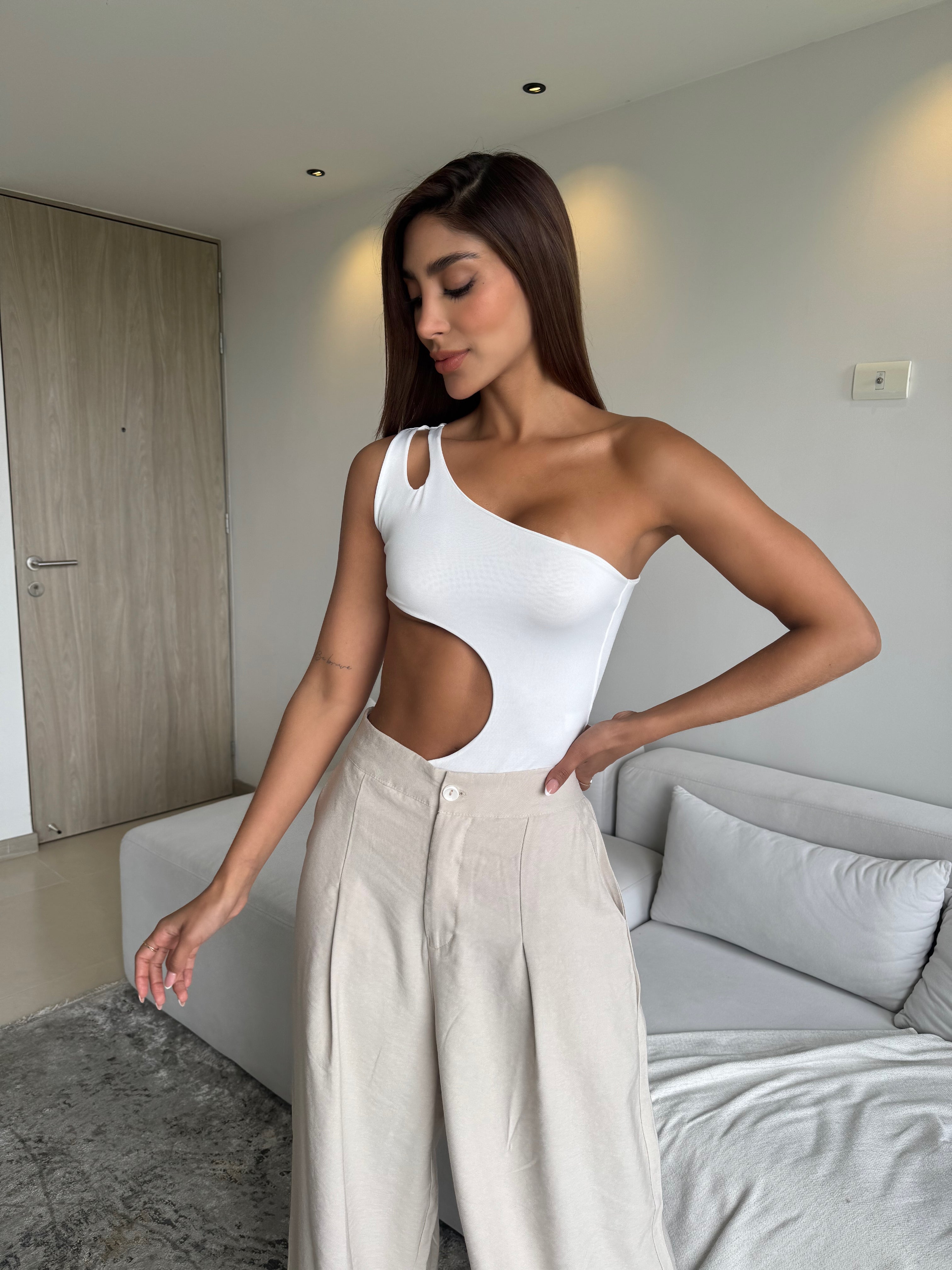 Body 245